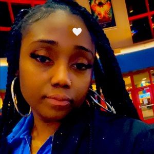 Meet your Posher, Brittney